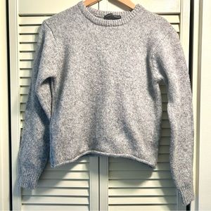 Brandy Melville gray crew neck sweater size XS